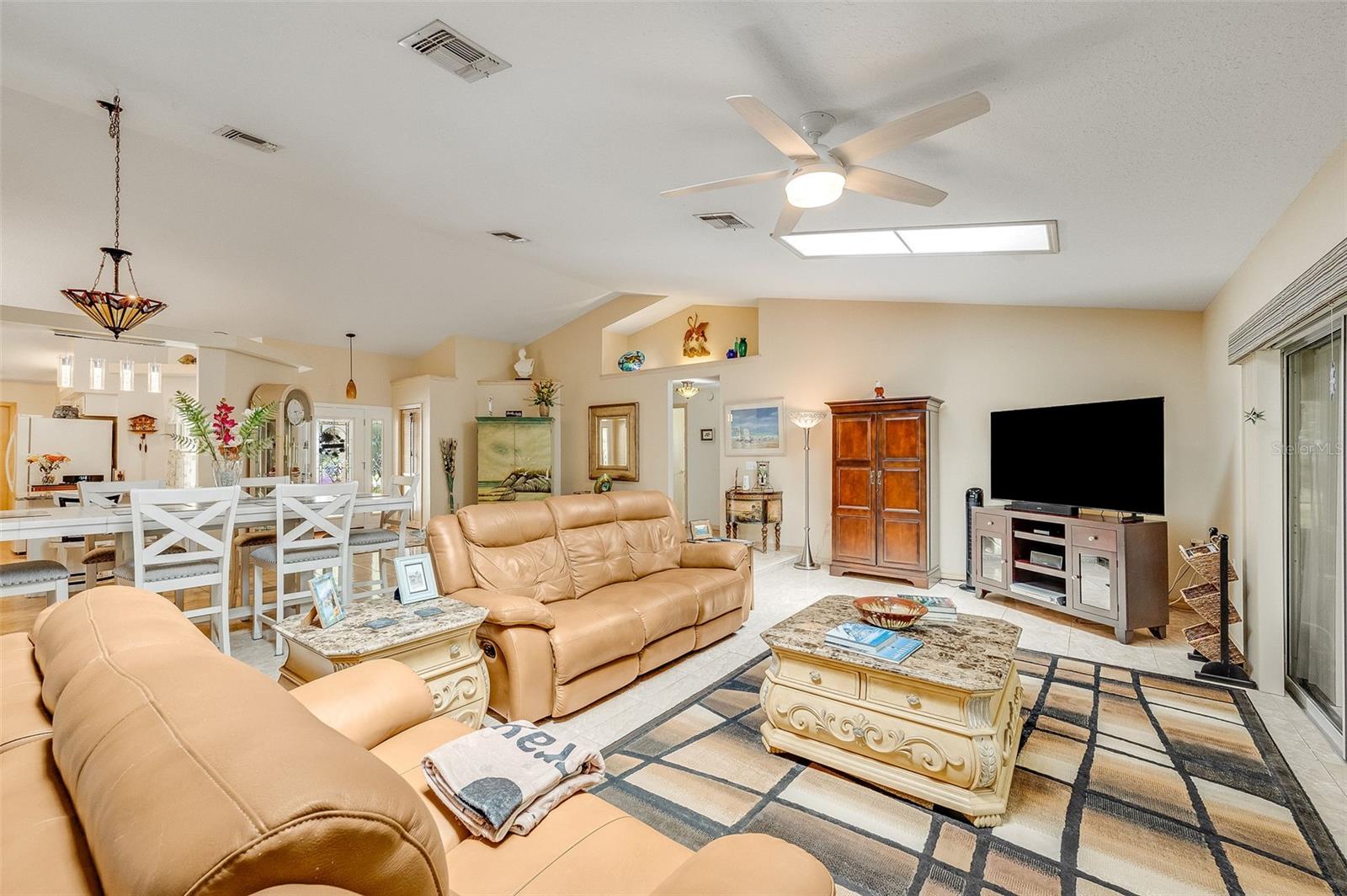 6590 Bay Shore Dr Property Photo 25