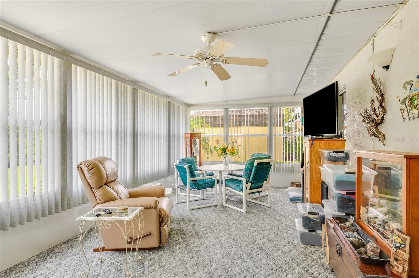 6590 Bay Shore Dr Property Photo 49