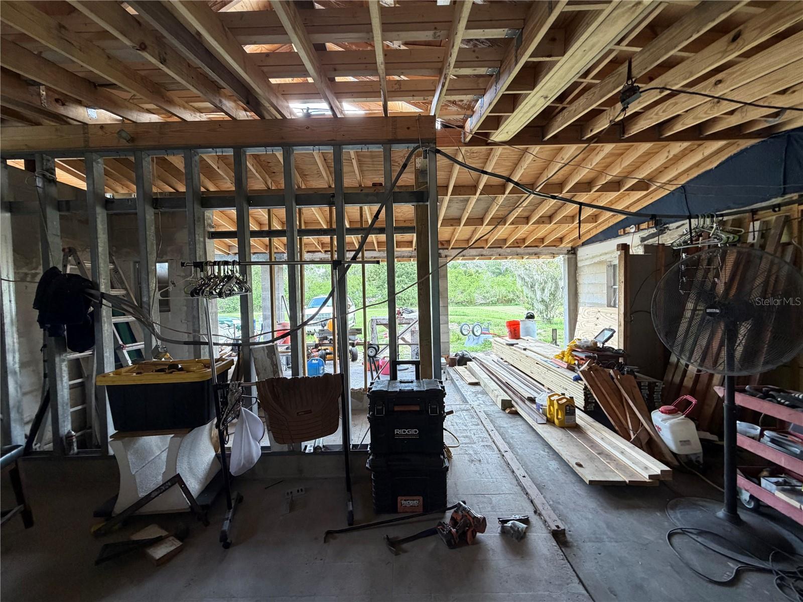 1315 S Shore Drive Property Photo 4
