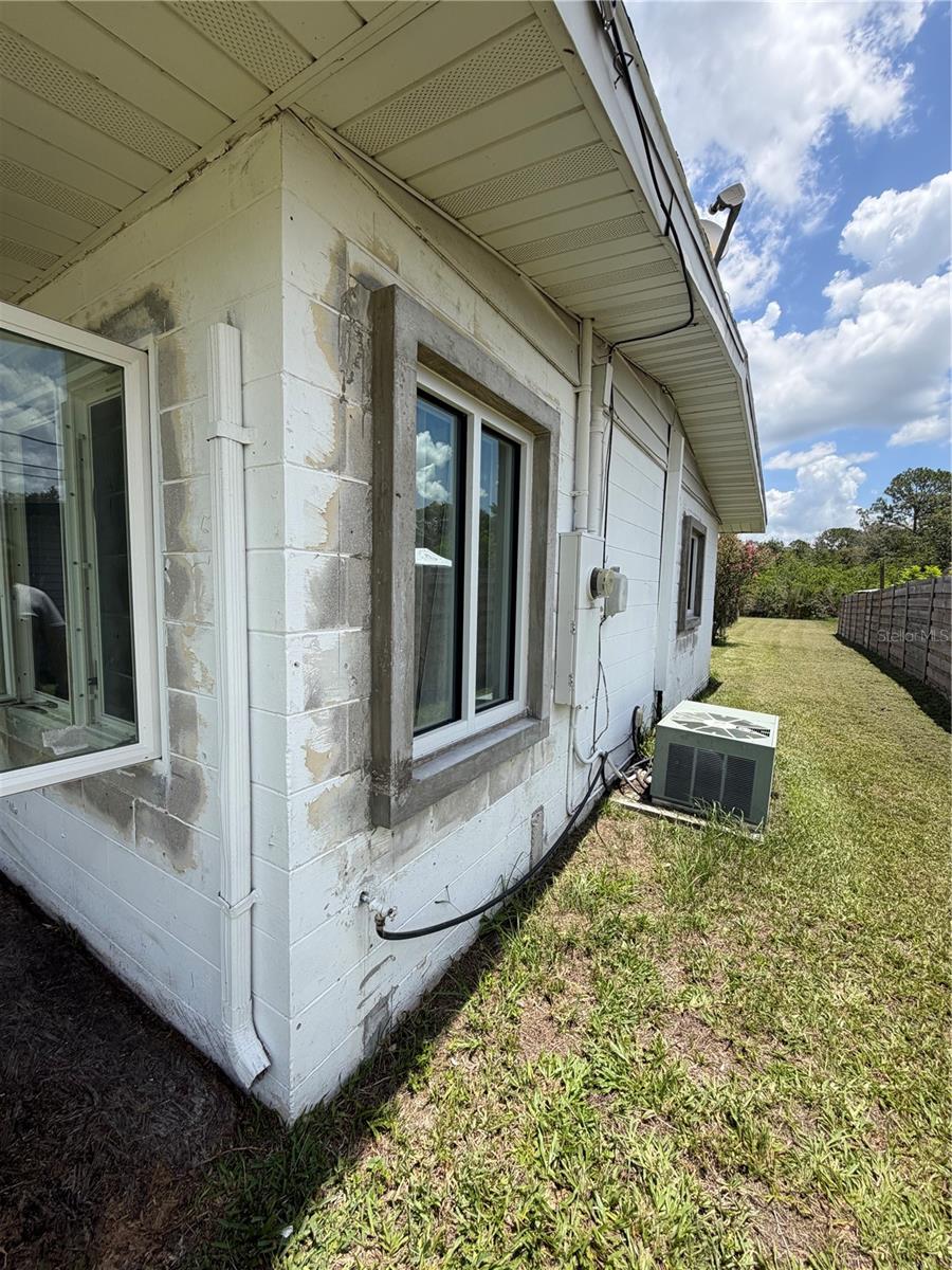 1315 S Shore Drive Property Photo 7