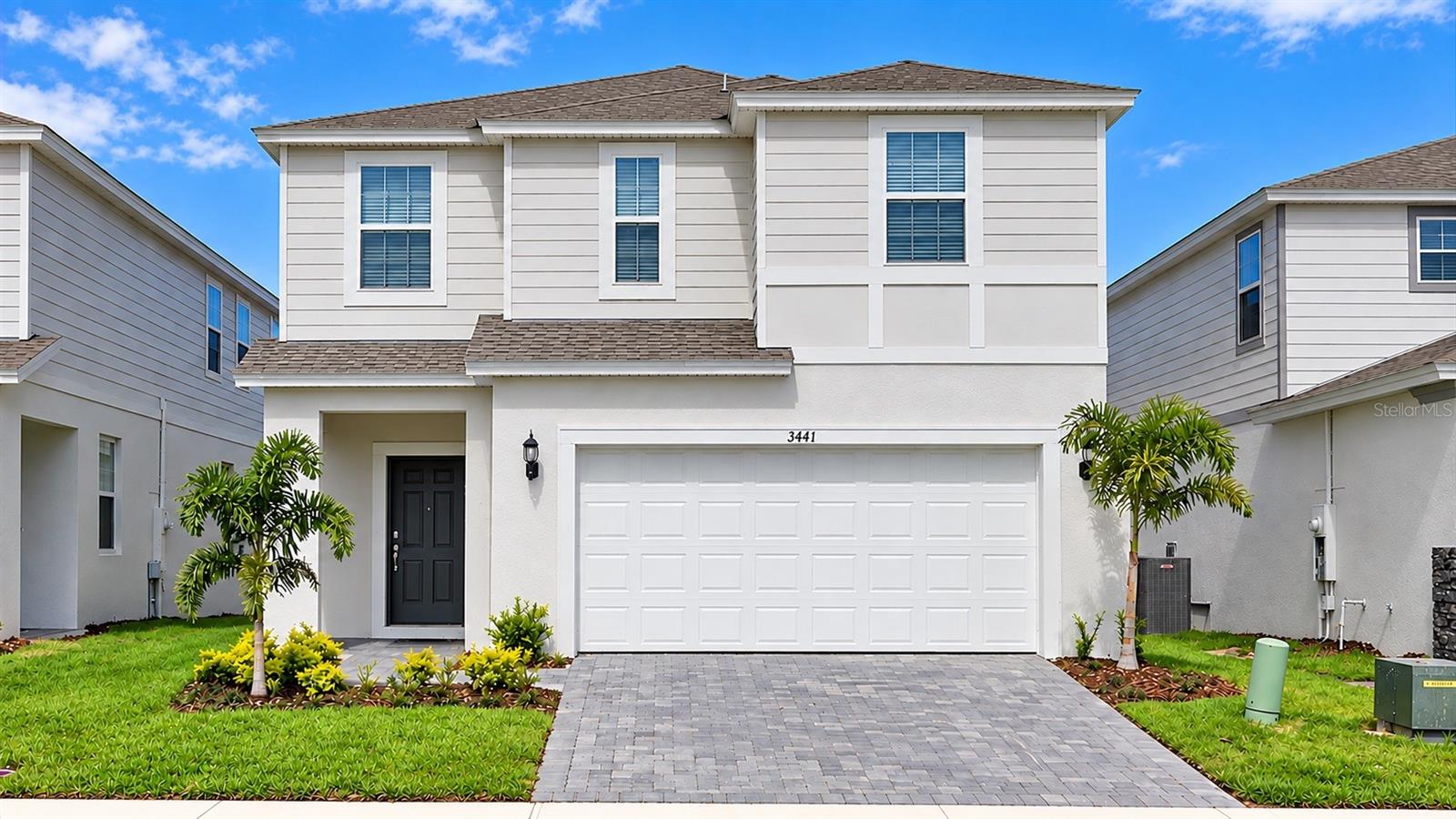 3441 LILAC WAY Property Photo 1