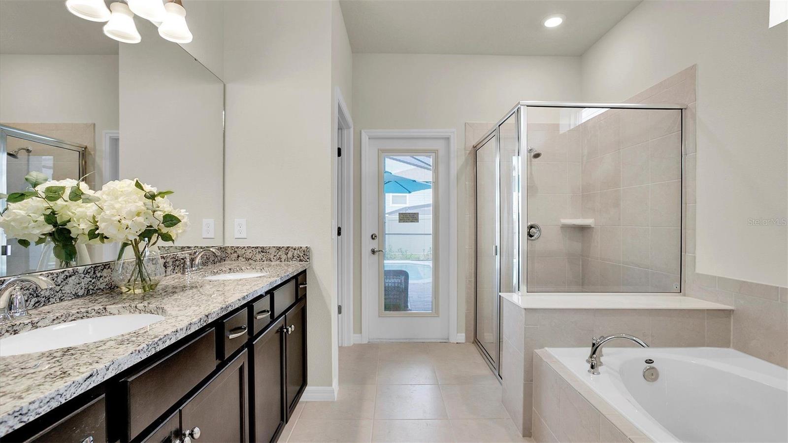 3441 Lilac Way Property Photo 13