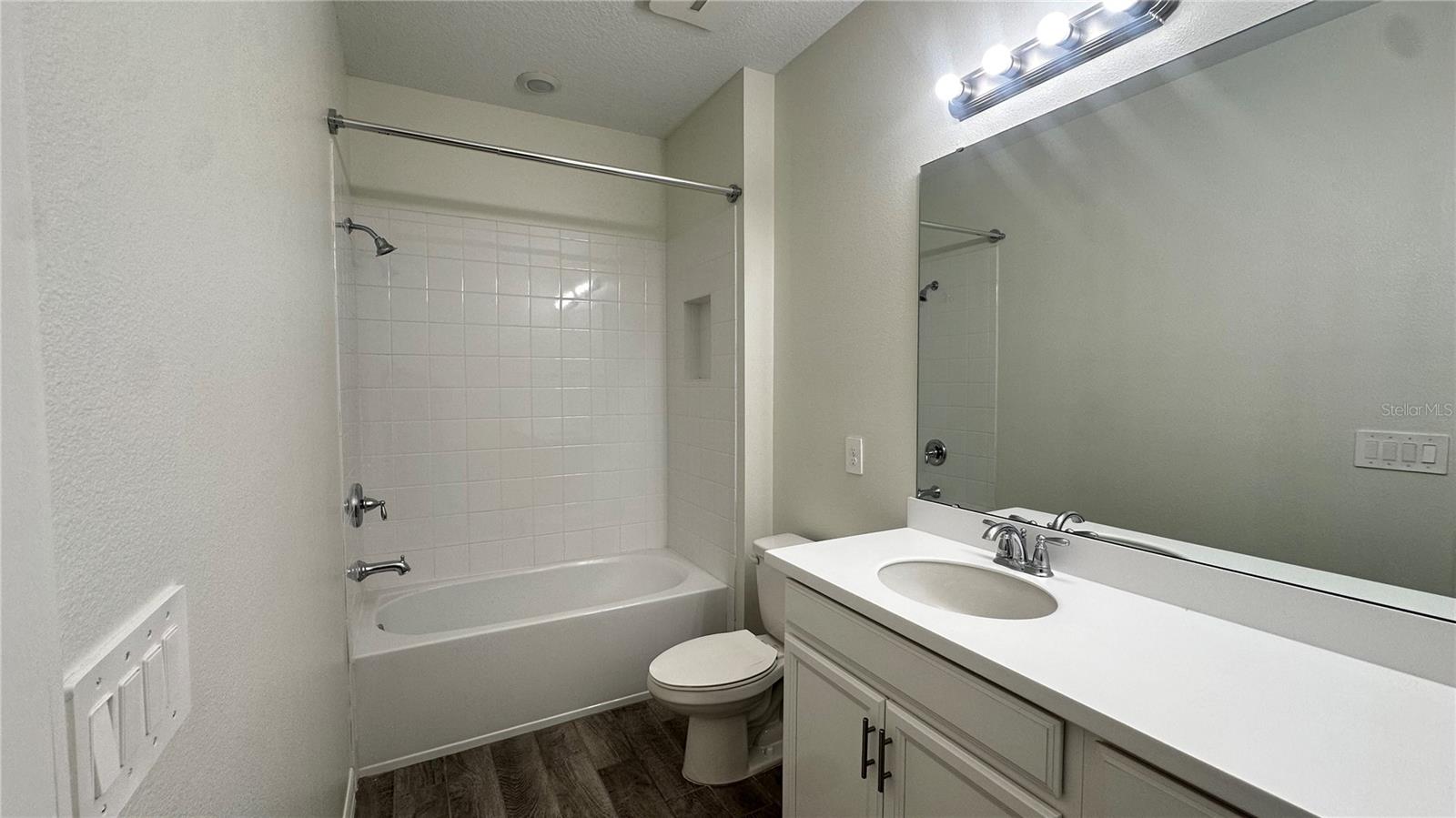 1025 Pando Loop Property Photo 11