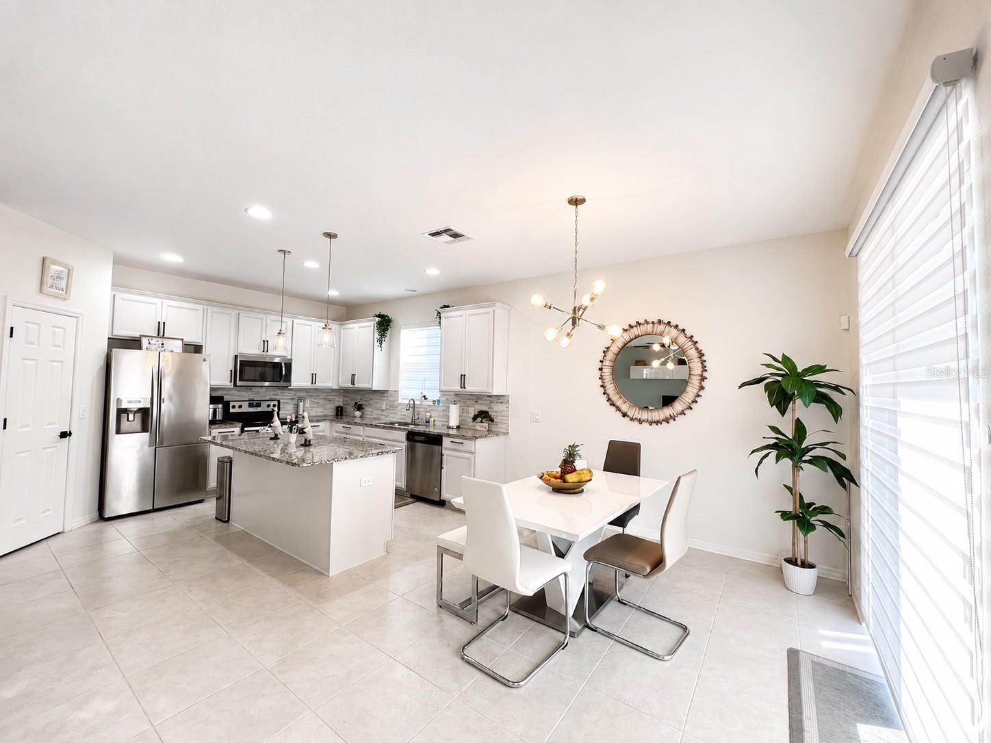 3517 Vega Creek Dr Property Photo 4