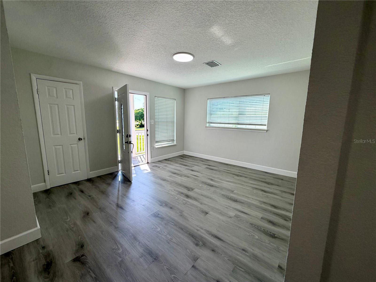 706 Romano Ave Property Photo 10