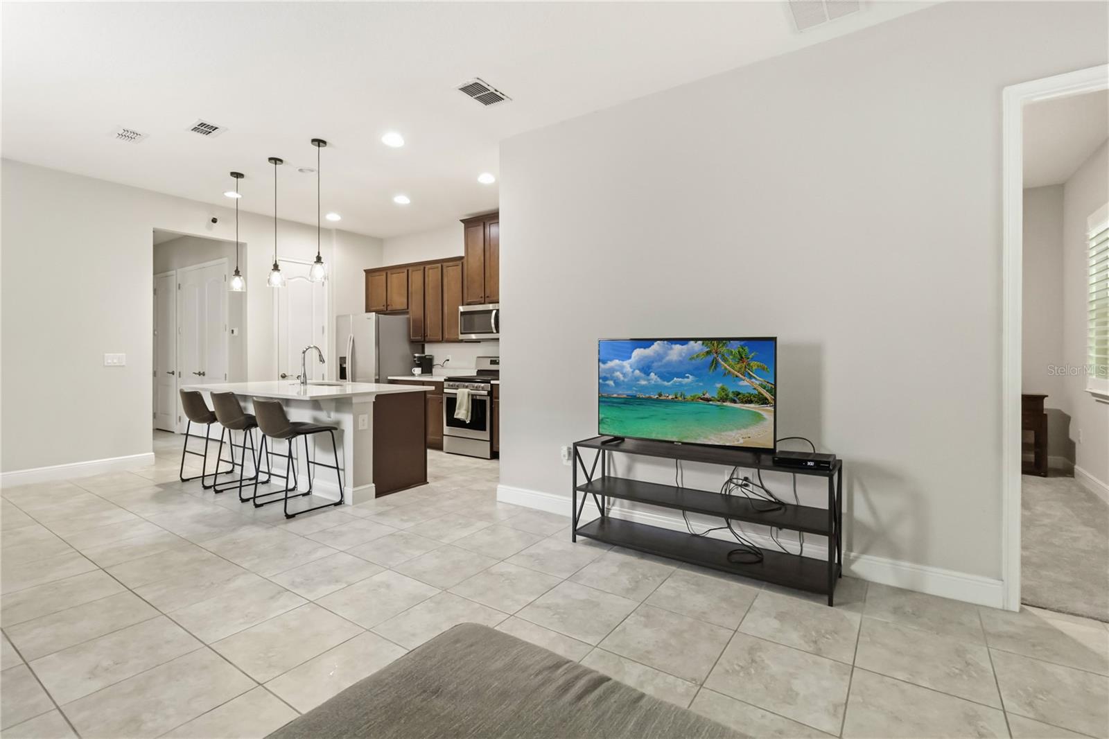 2419 Datura Loop Property Photo 8