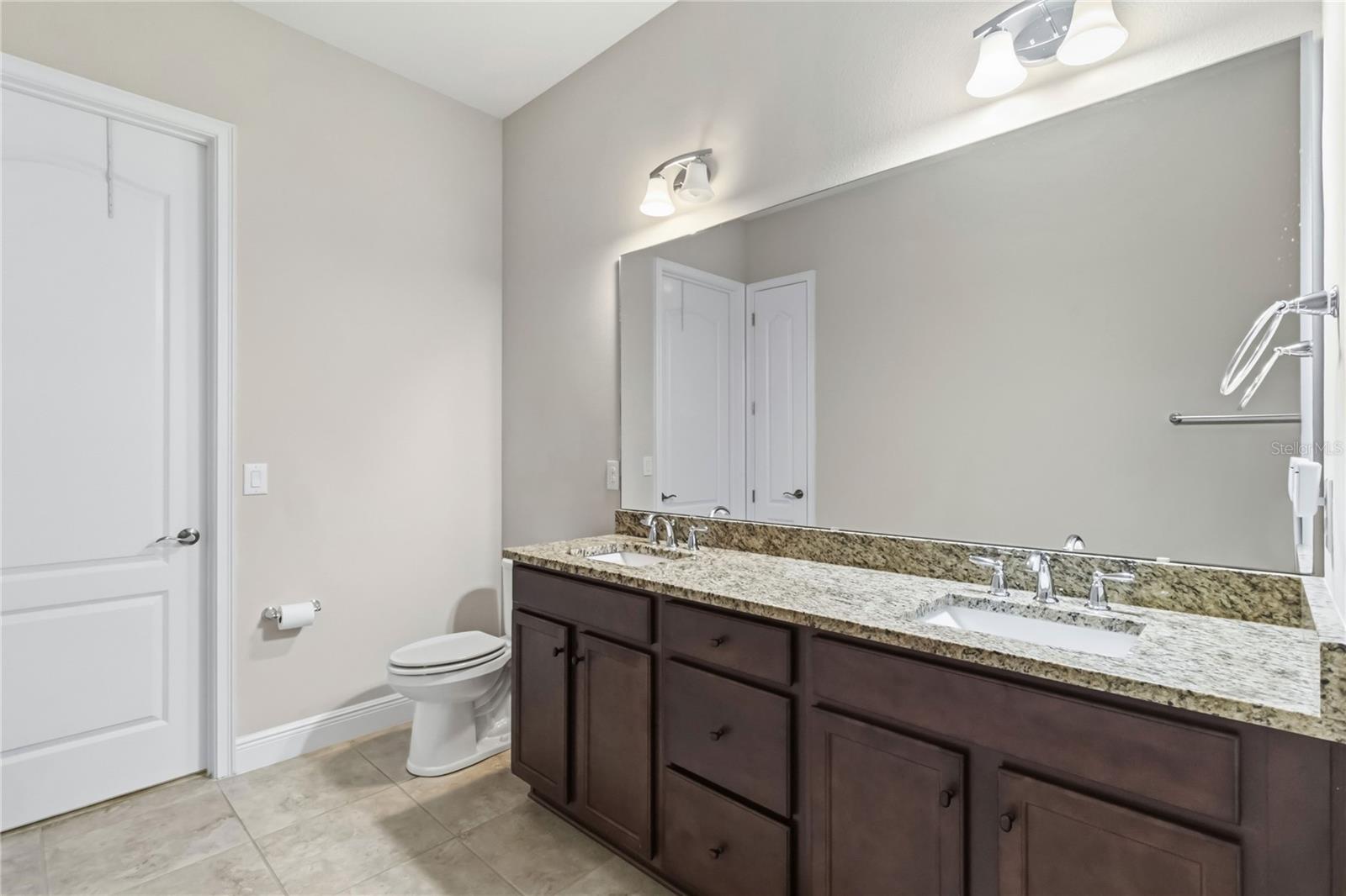 2419 Datura Loop Property Photo 15