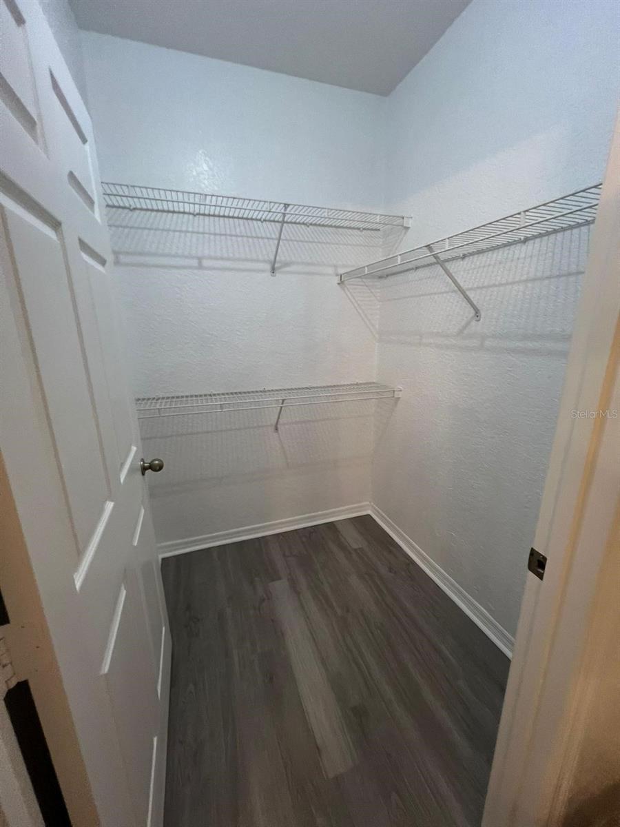 5963 Westgate Dr #1414 Property Photo 9