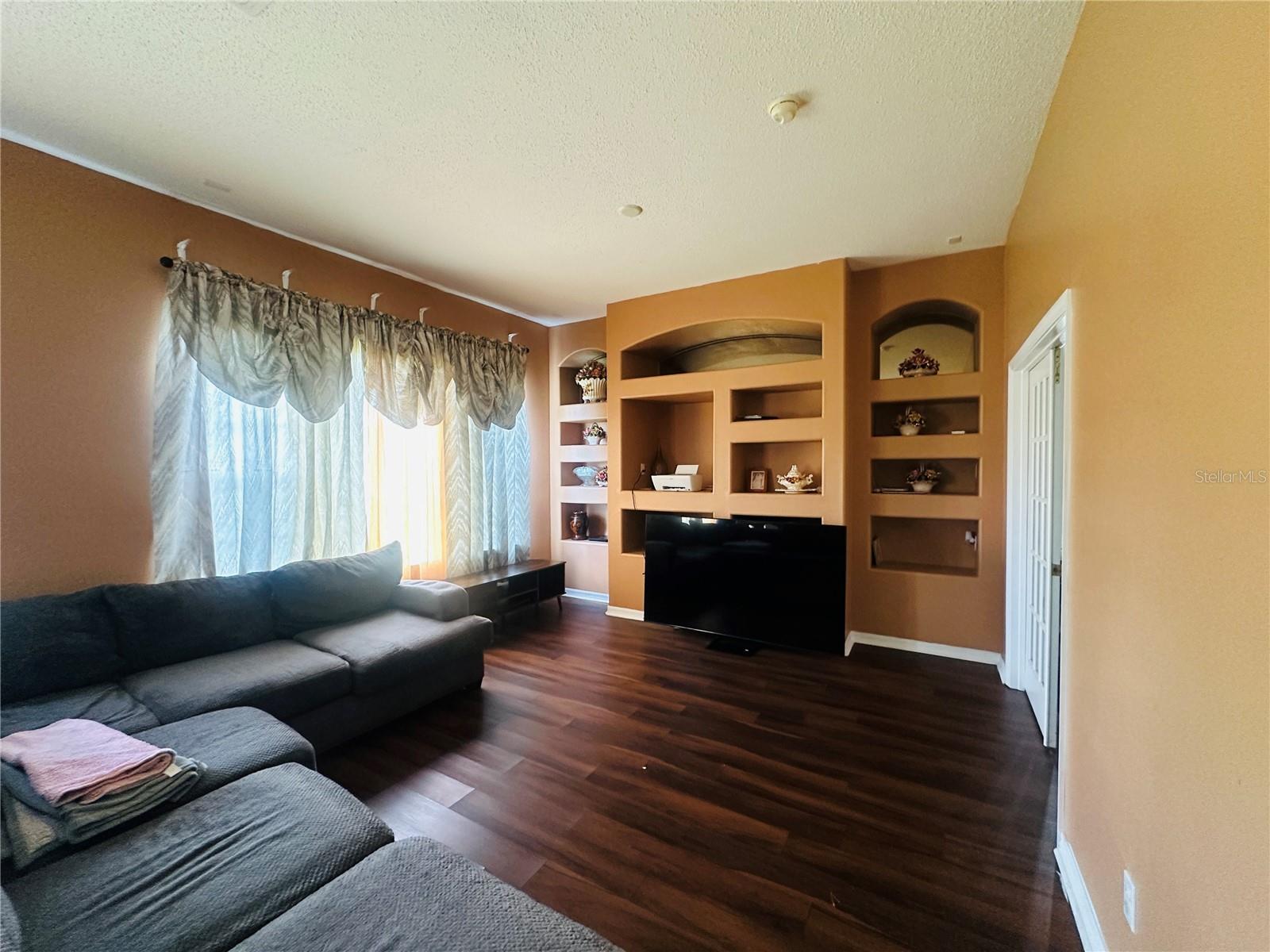 2530 Sand Arbor Cir Property Photo 16