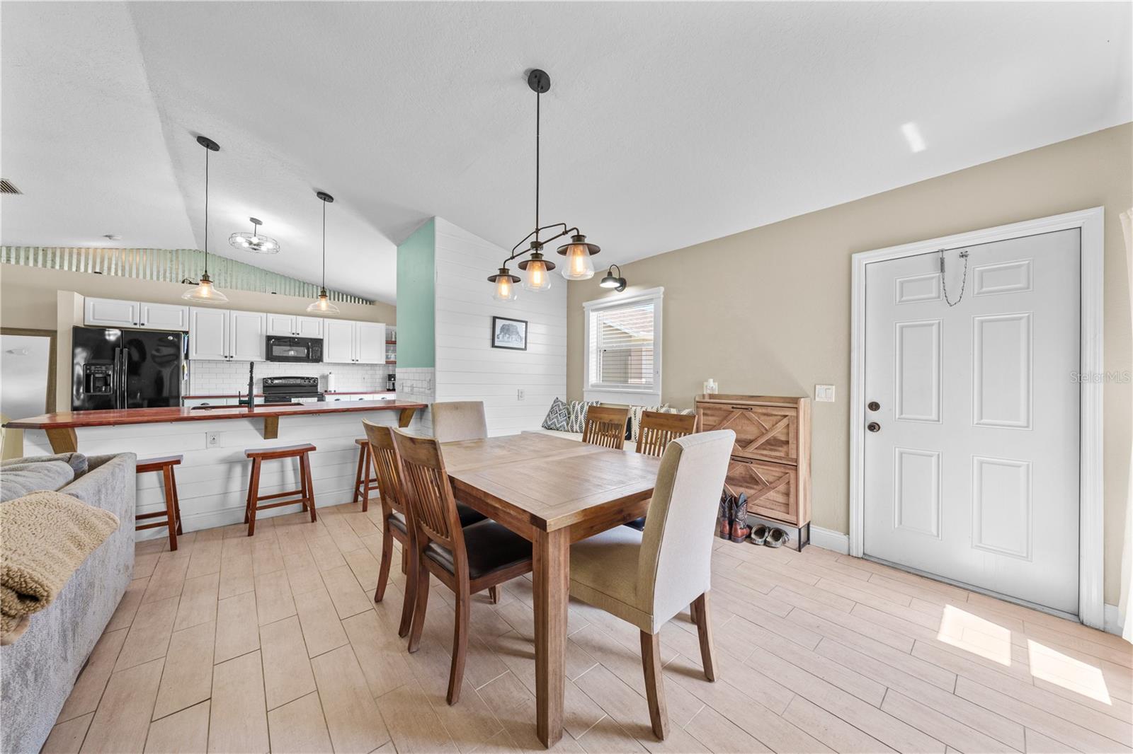4865 Meadow Dr Property Photo 14