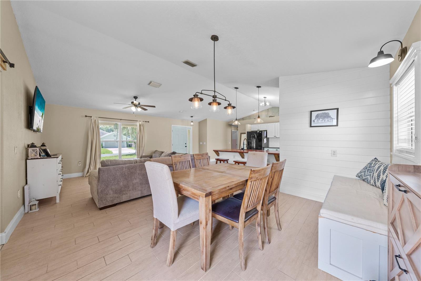 4865 Meadow Dr Property Photo 15