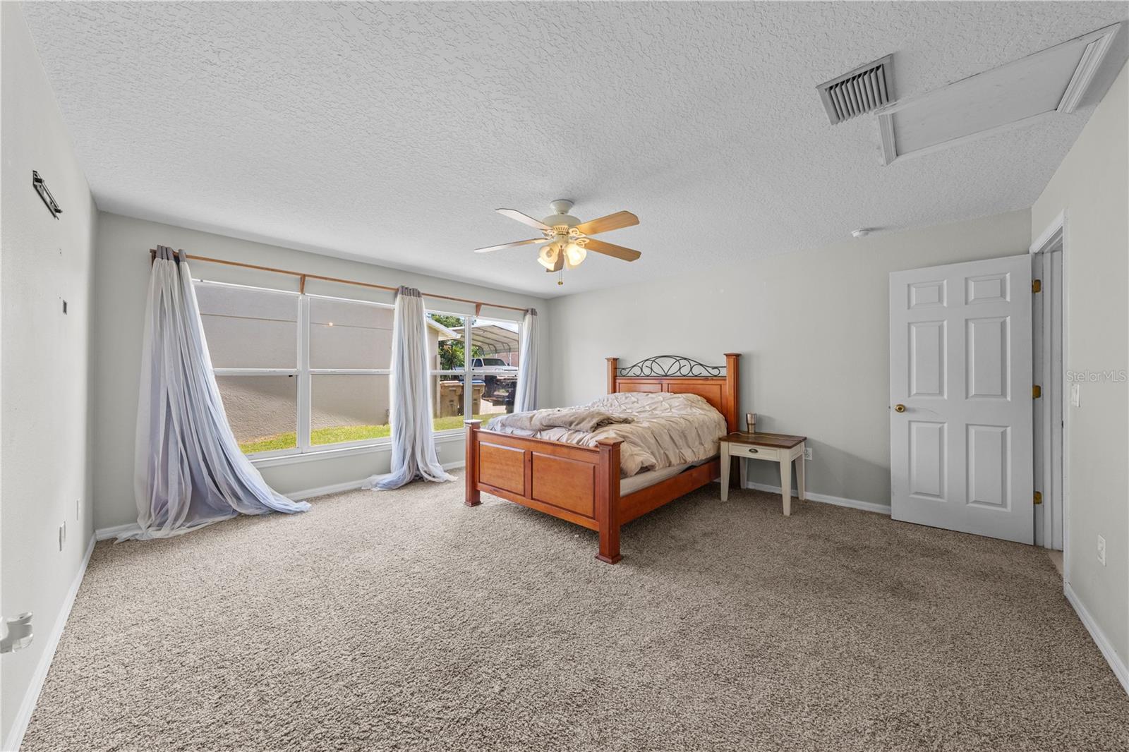 4865 Meadow Dr Property Photo 18