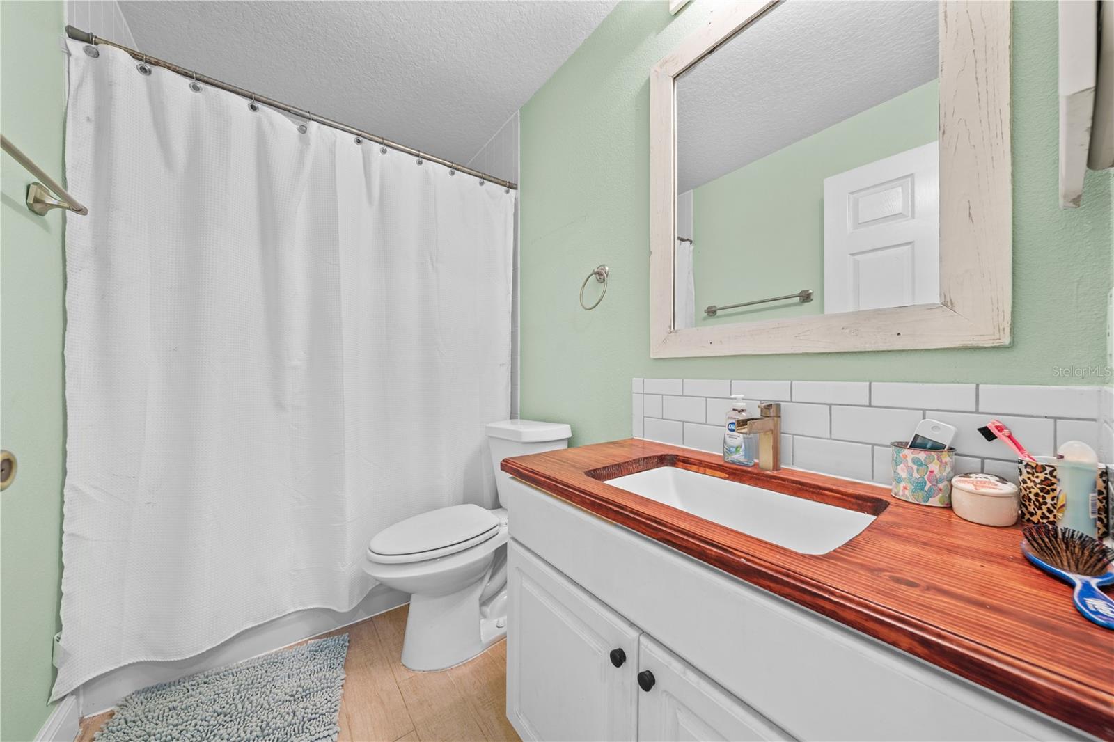 4865 Meadow Dr Property Photo 23