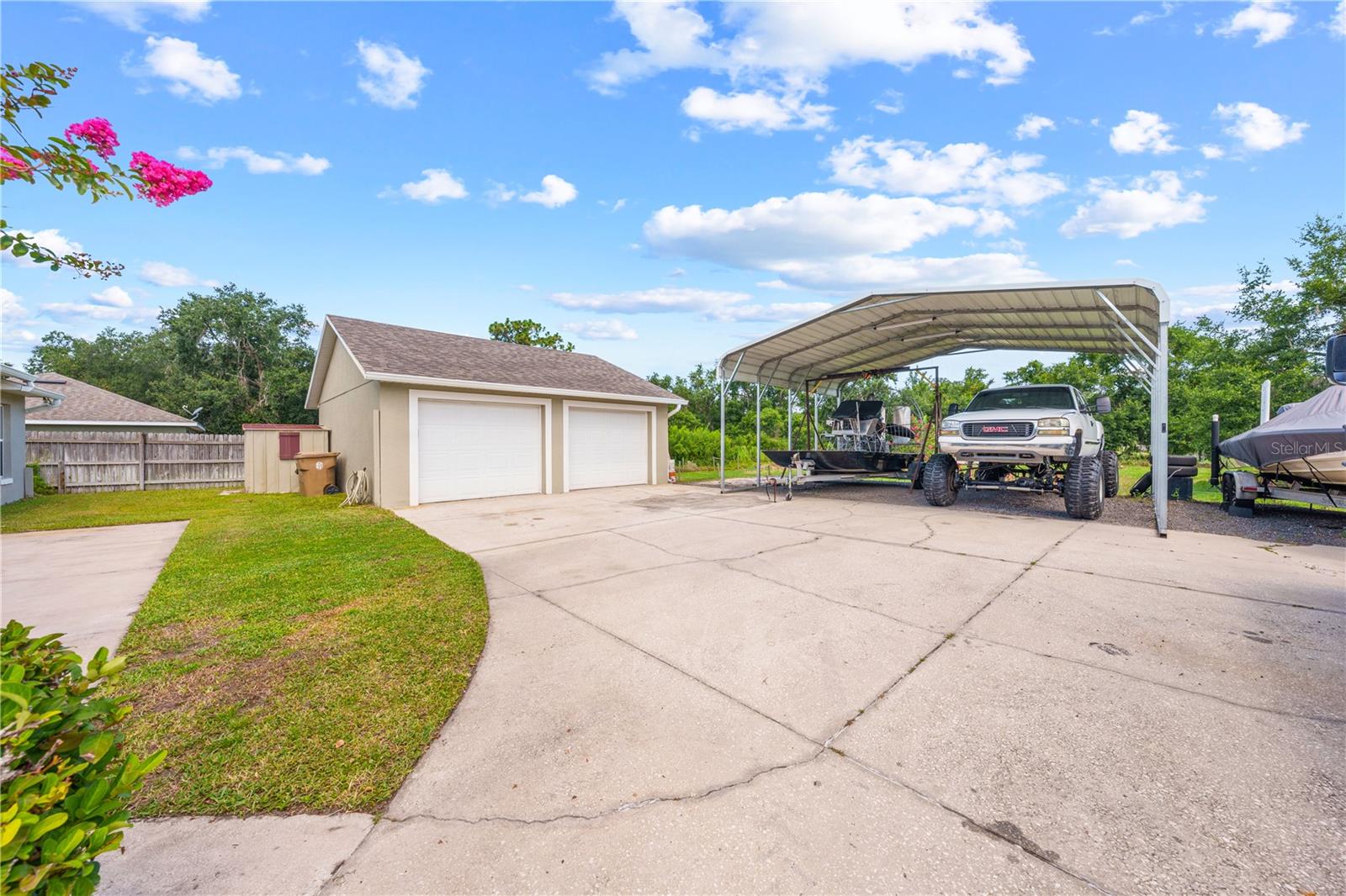 4865 Meadow Dr Property Photo 25