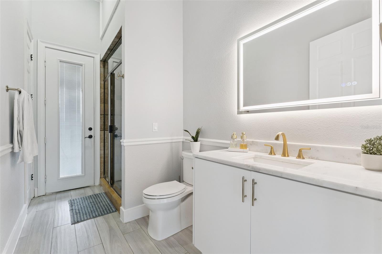 7764 Islewood Ct Property Photo 43