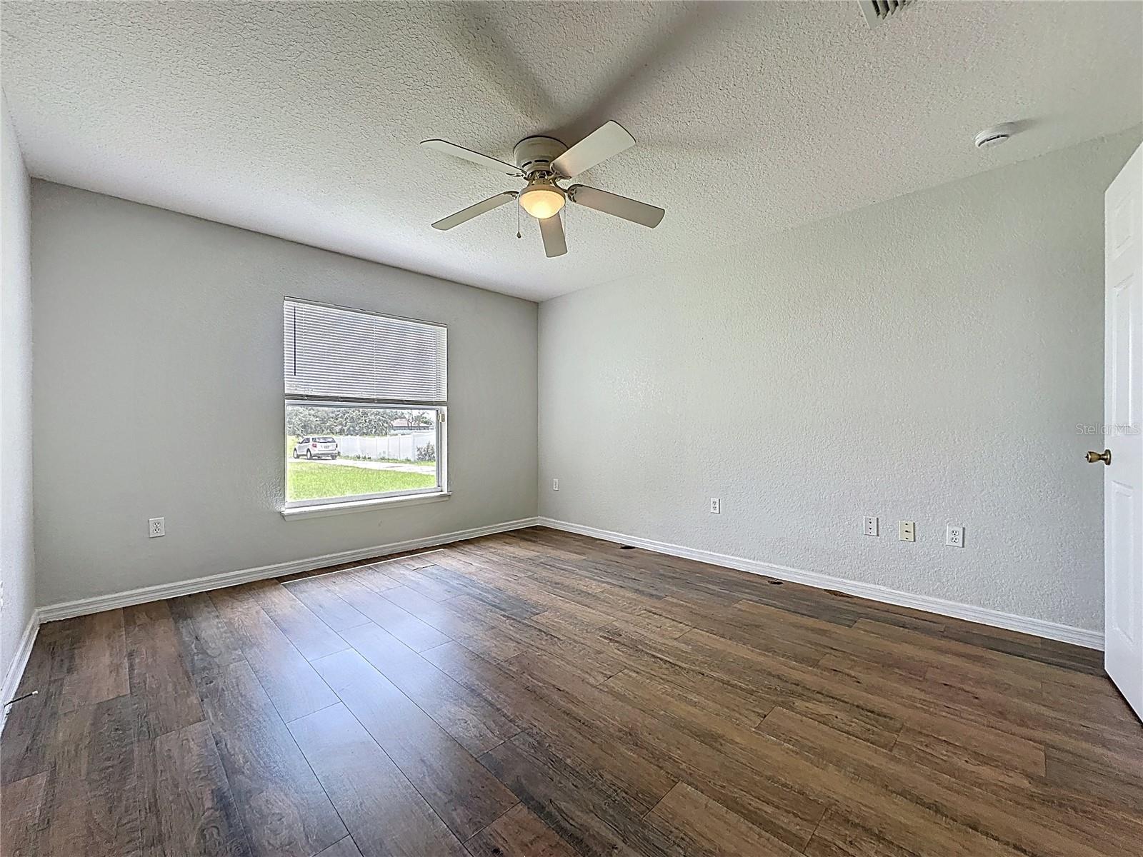 424 Danube Way Property Photo 19