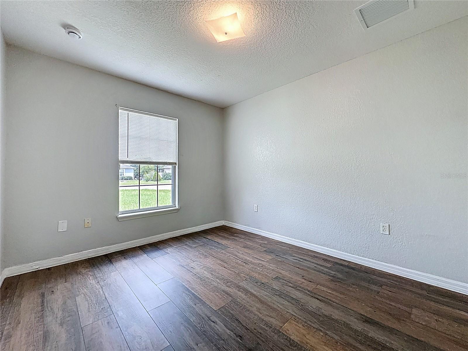 424 Danube Way Property Photo 24