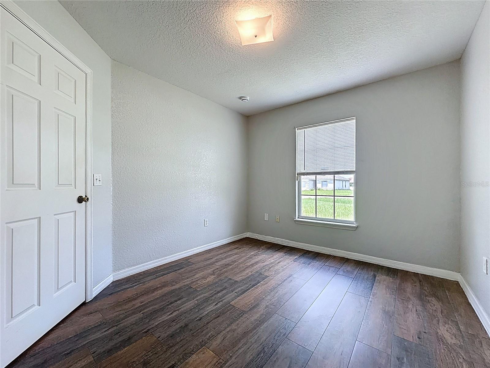 424 Danube Way Property Photo 27