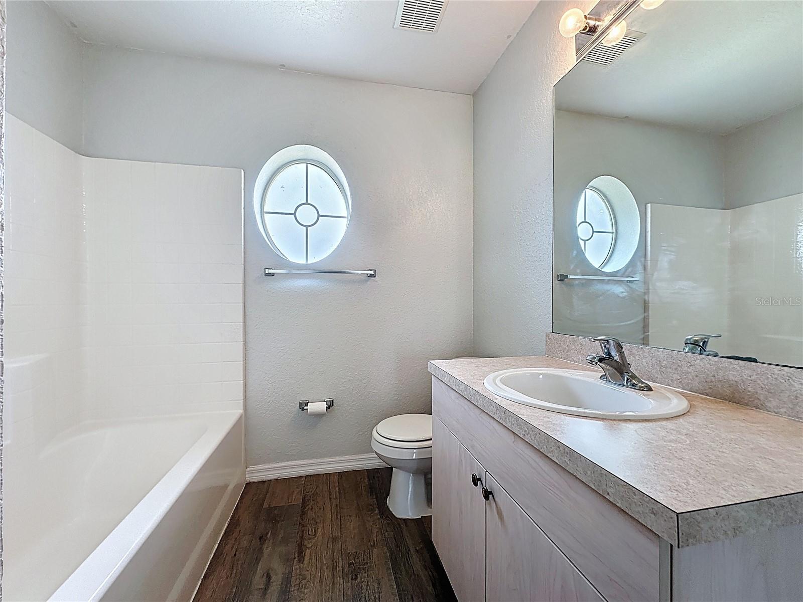 424 Danube Way Property Photo 28