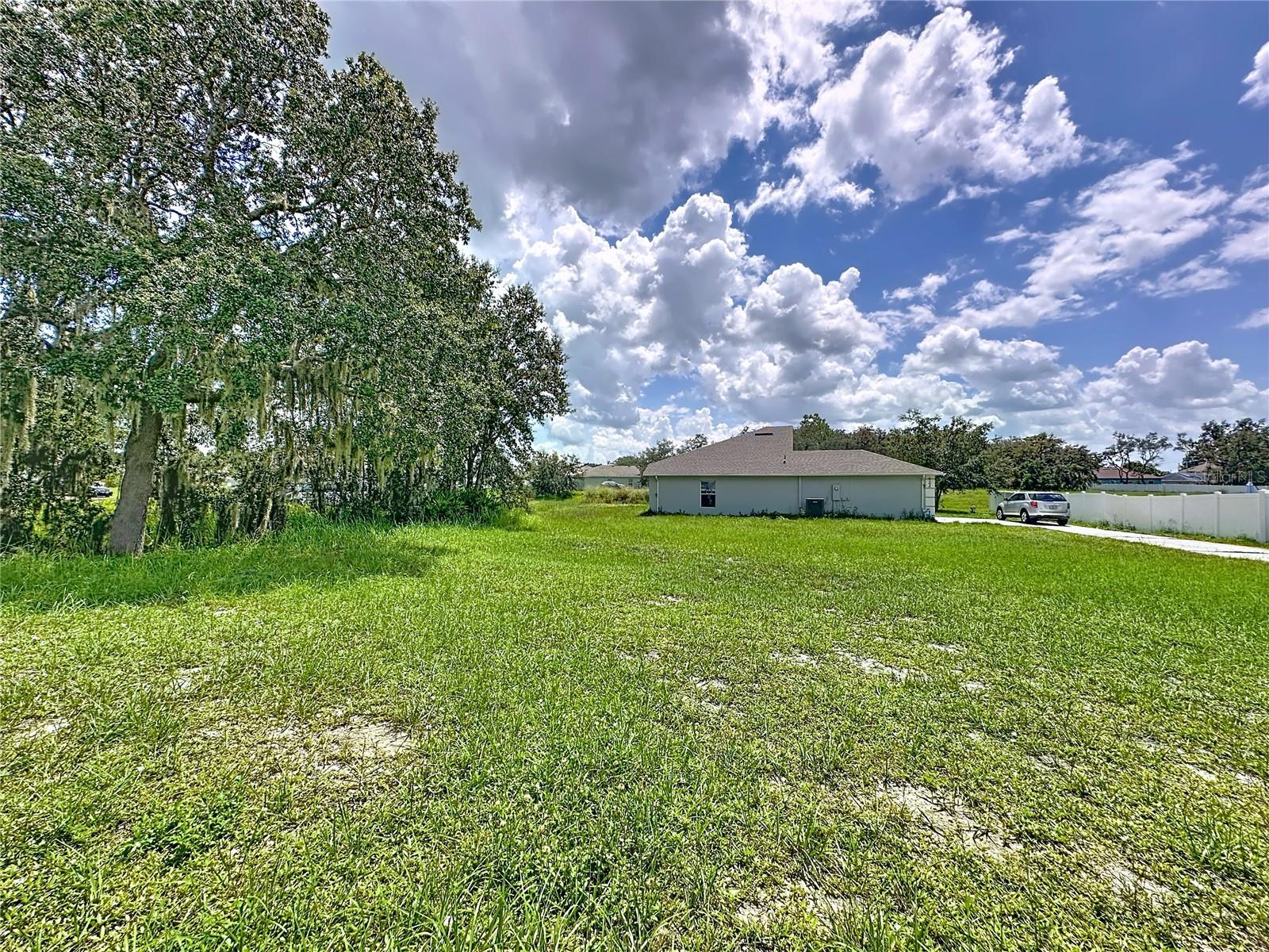 424 Danube Way Property Photo 37