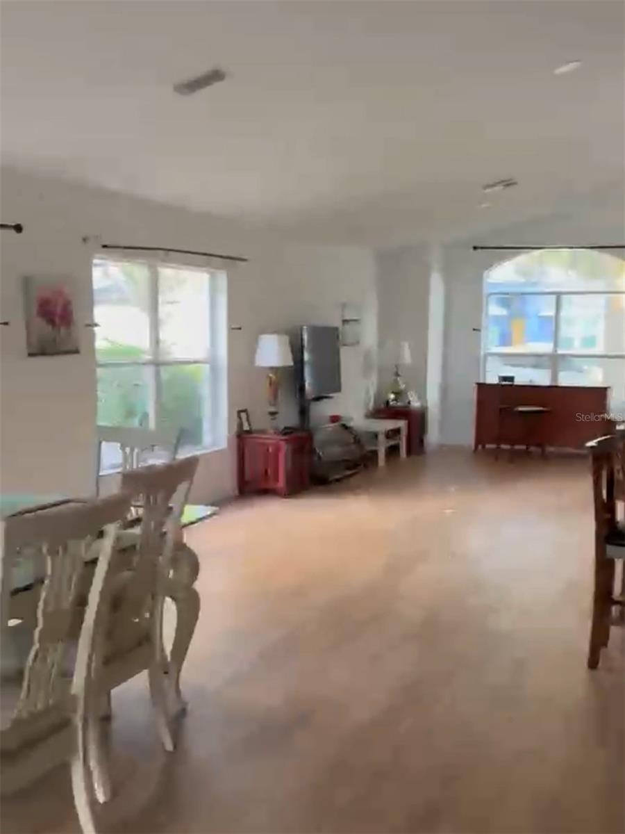 15909 Green Cove Blvd Property Photo 3