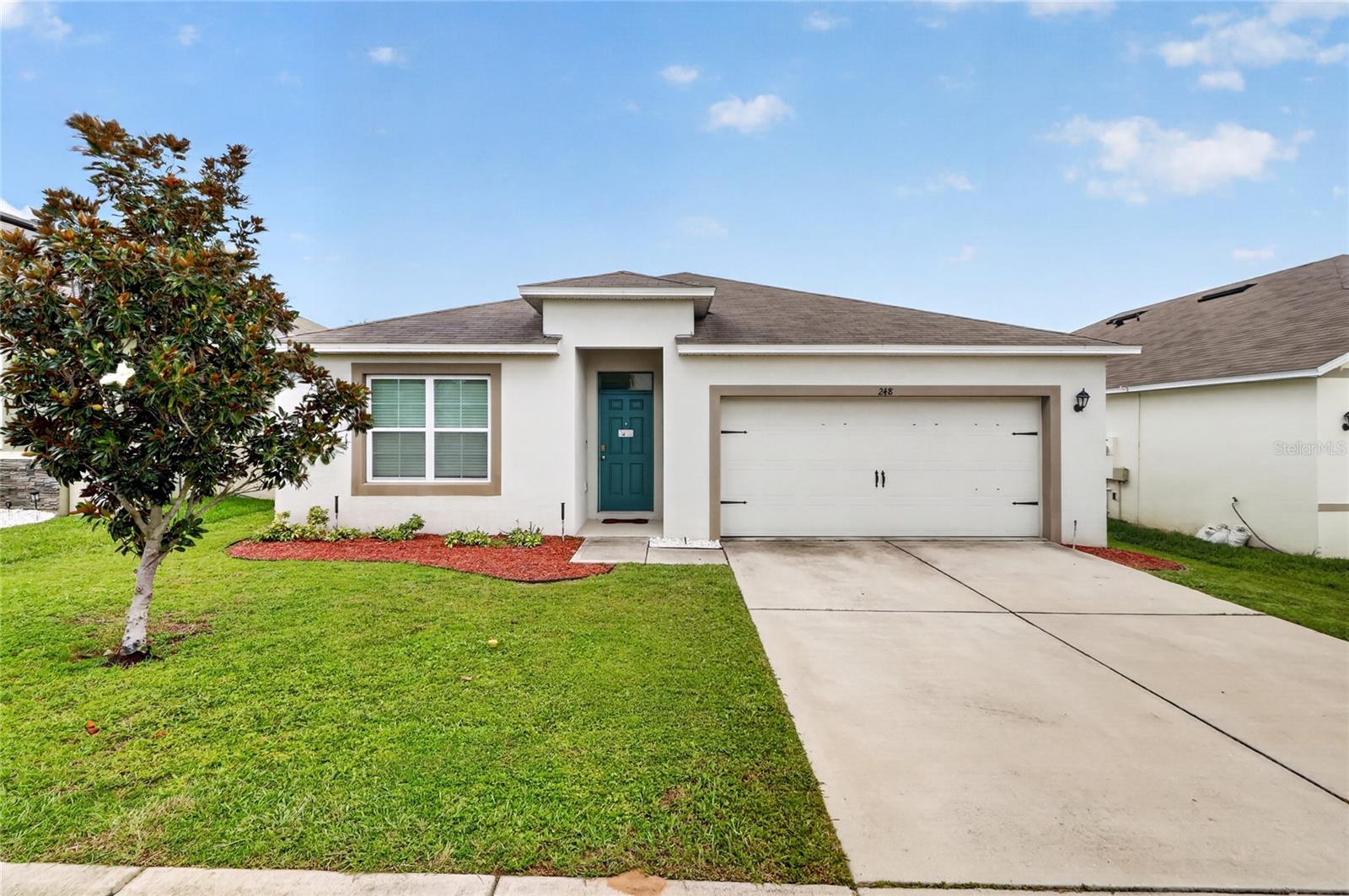 248 Ludisia Loop Property Photo 1