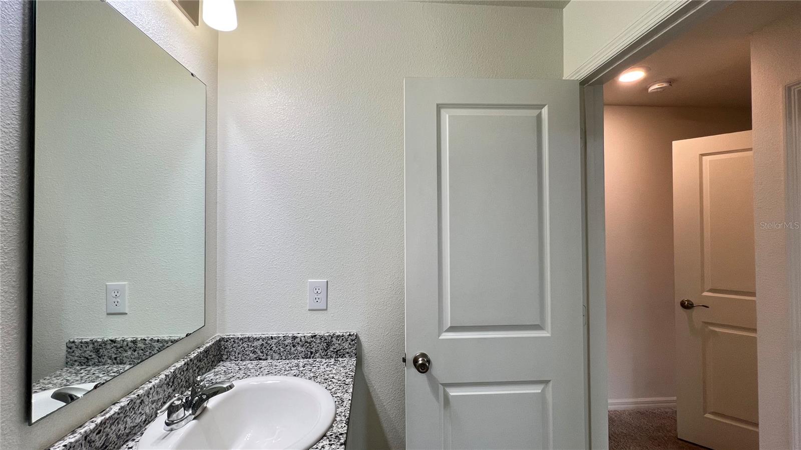 1340 Mirabella Cir Property Photo 28