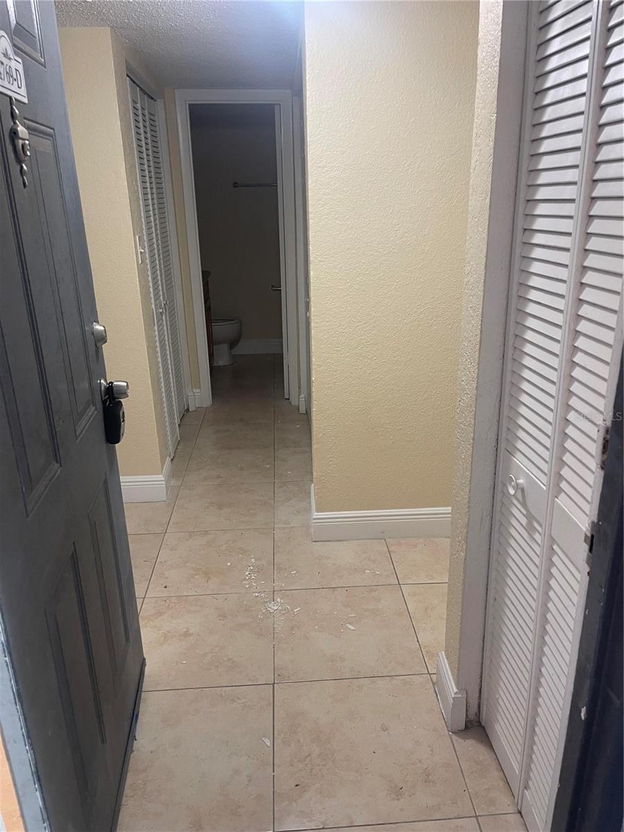 4769 S Texas Ave #d Property Photo 2
