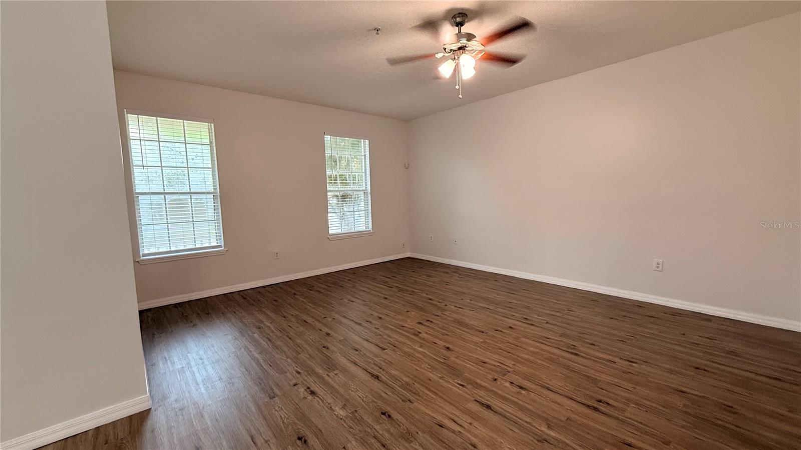 7129 Red Lantern Dr Property Photo 10
