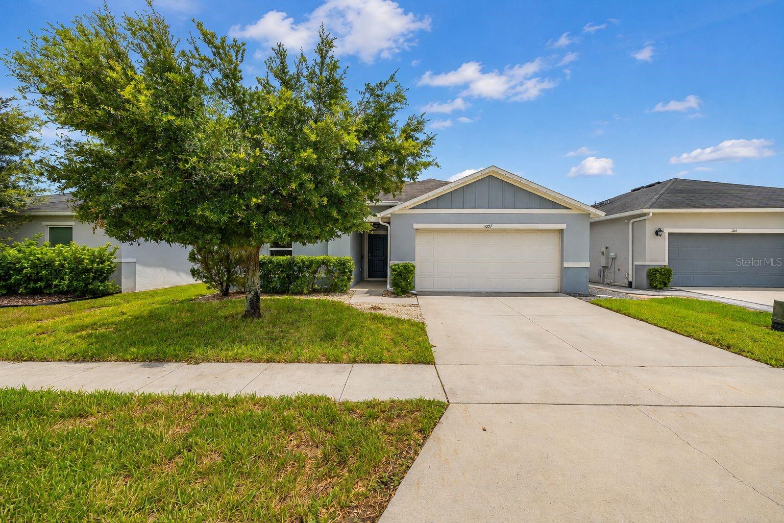 1097 Augustus Dr Property Photo 1