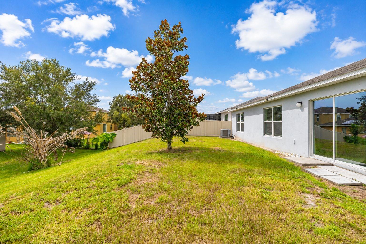 1097 Augustus Dr Property Photo 35
