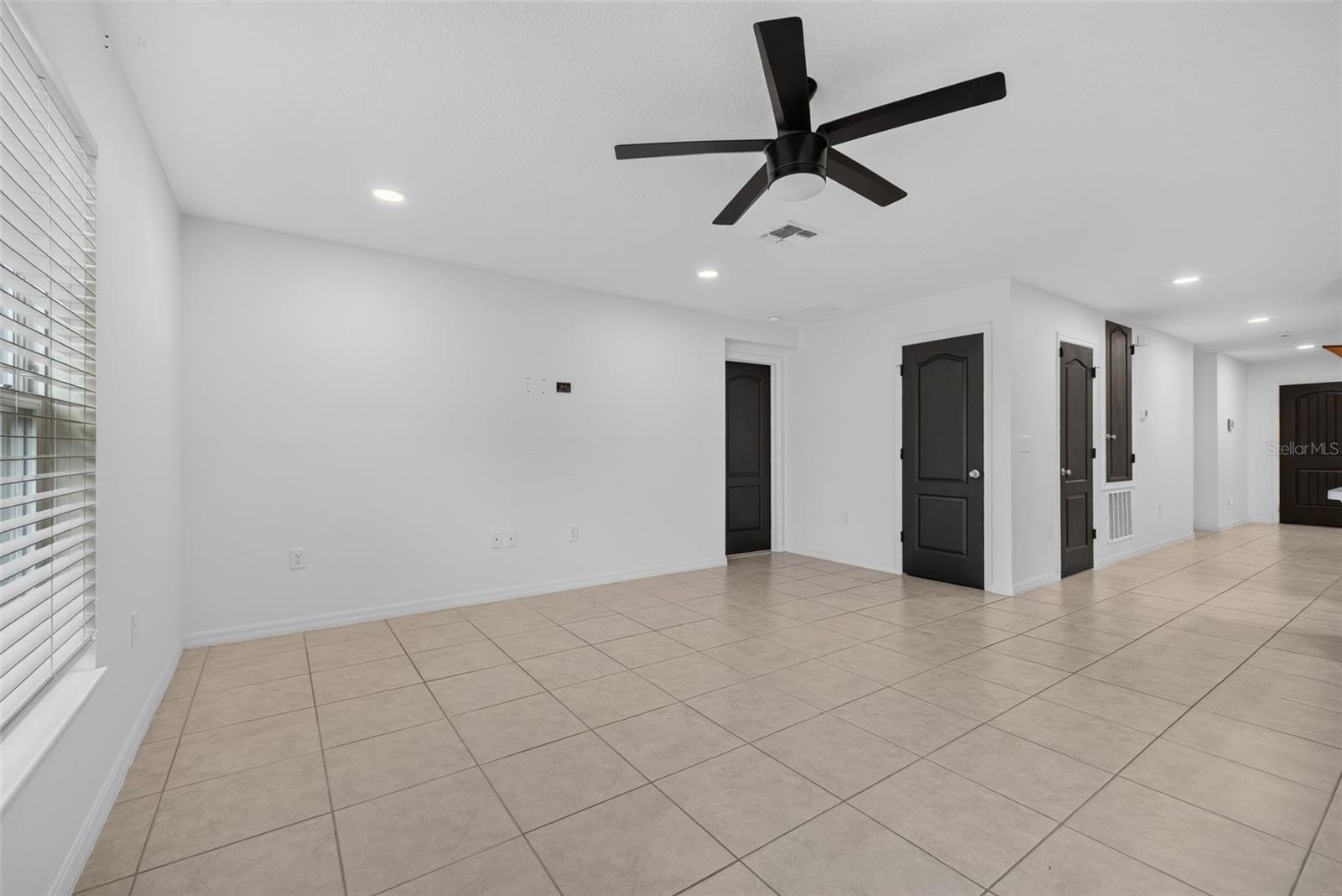 1097 Augustus Dr Property Photo 46
