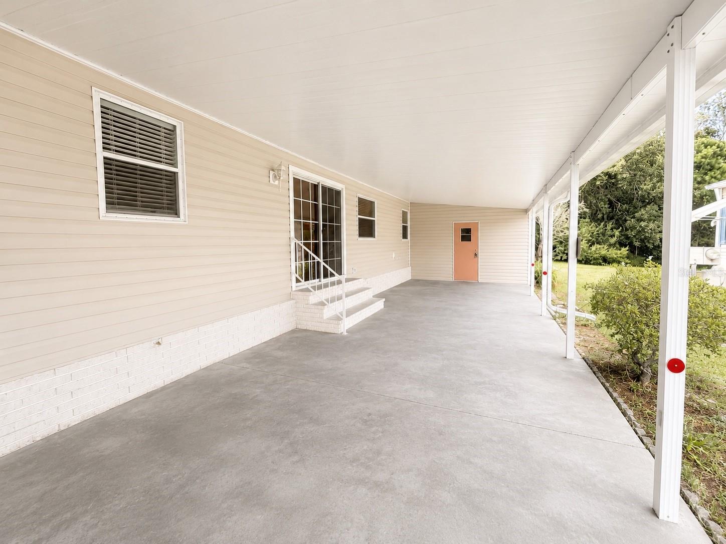 347 Canal Ct Property Photo 28
