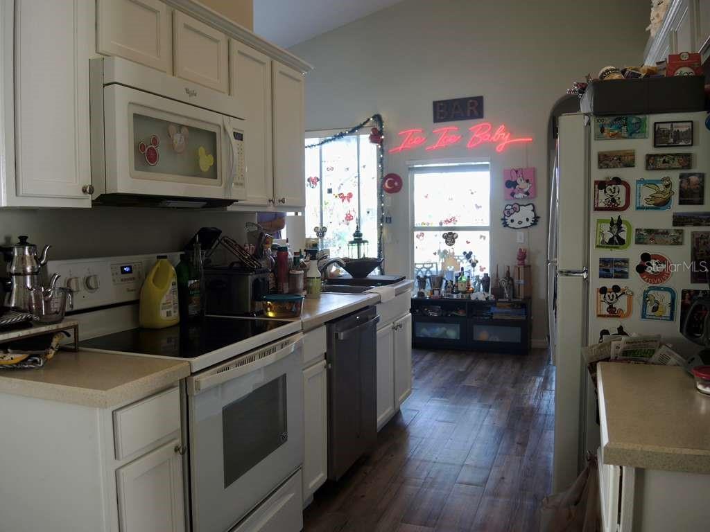 16732 Glenbrook Blvd Property Photo 12