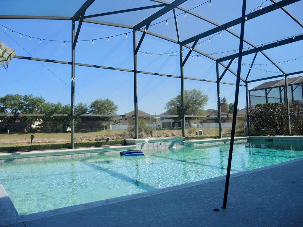 16732 Glenbrook Blvd Property Photo 19