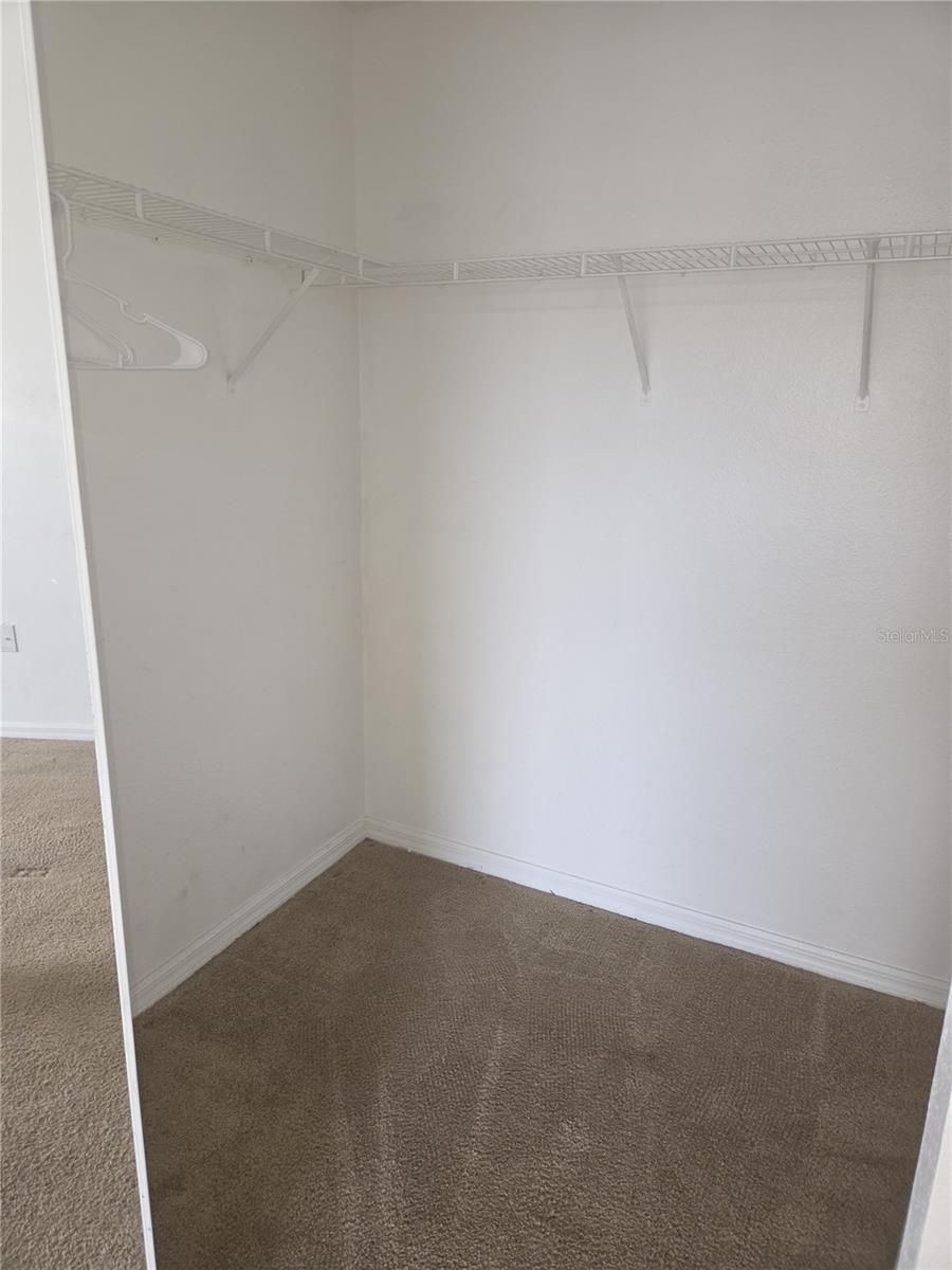 5566 Metrowest Blvd #2-205 Property Photo 9