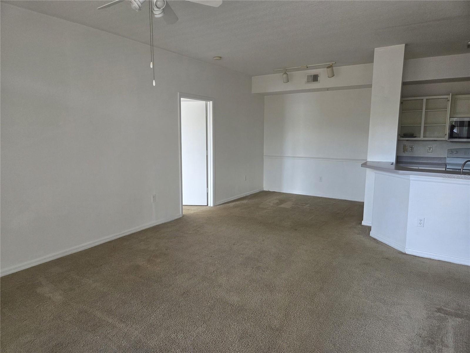 5566 Metrowest Blvd #2-205 Property Photo 15