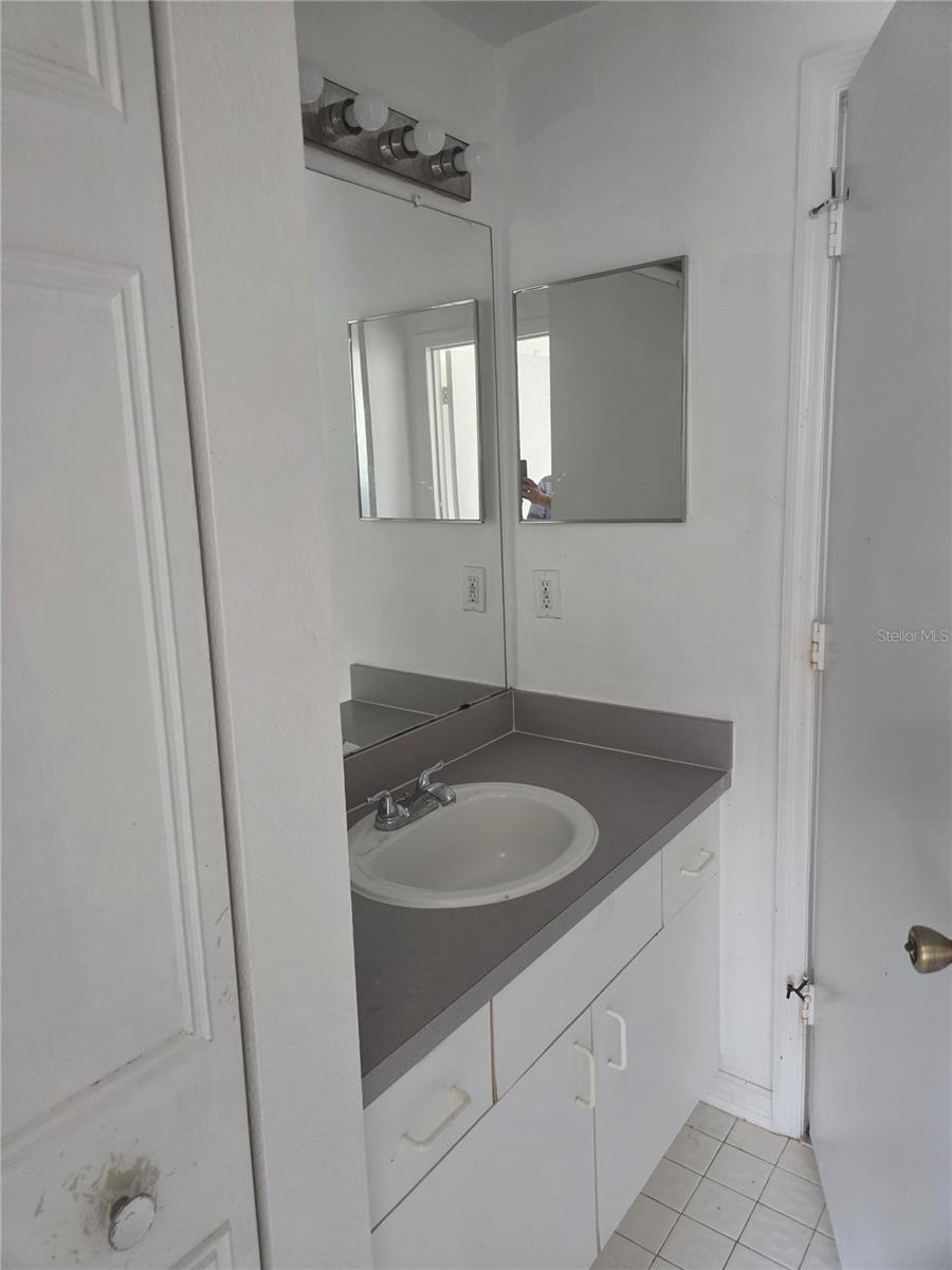 5566 Metrowest Blvd #2-205 Property Photo 18