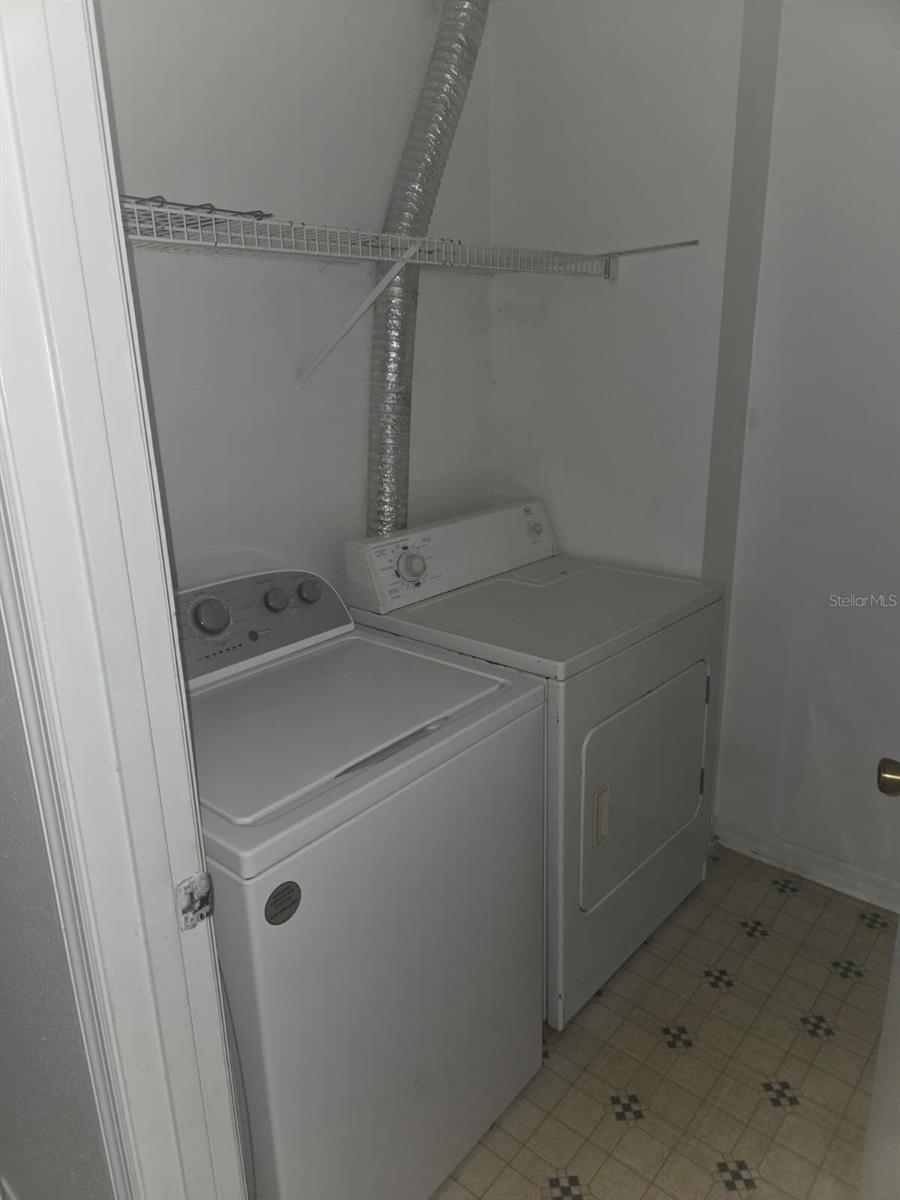 5566 Metrowest Blvd #2-205 Property Photo 21