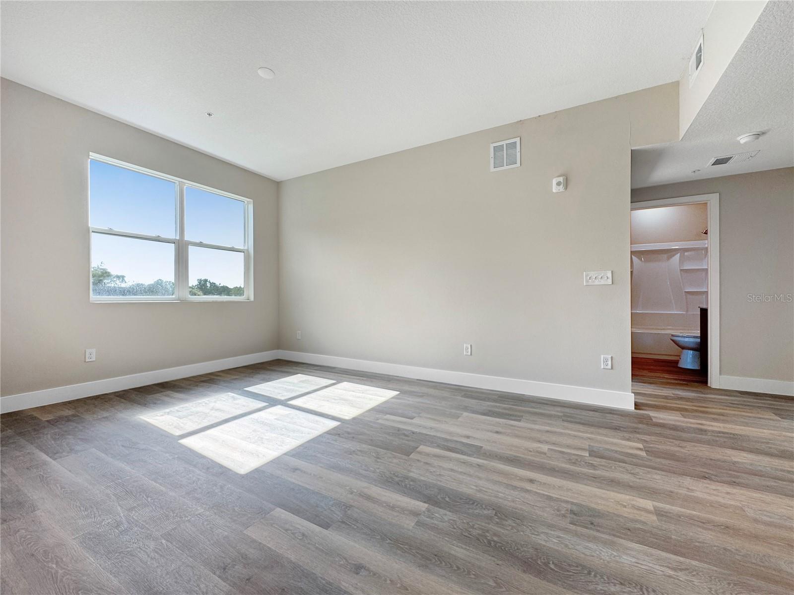 4424 S Texas Ave #1-320 Property Photo 10