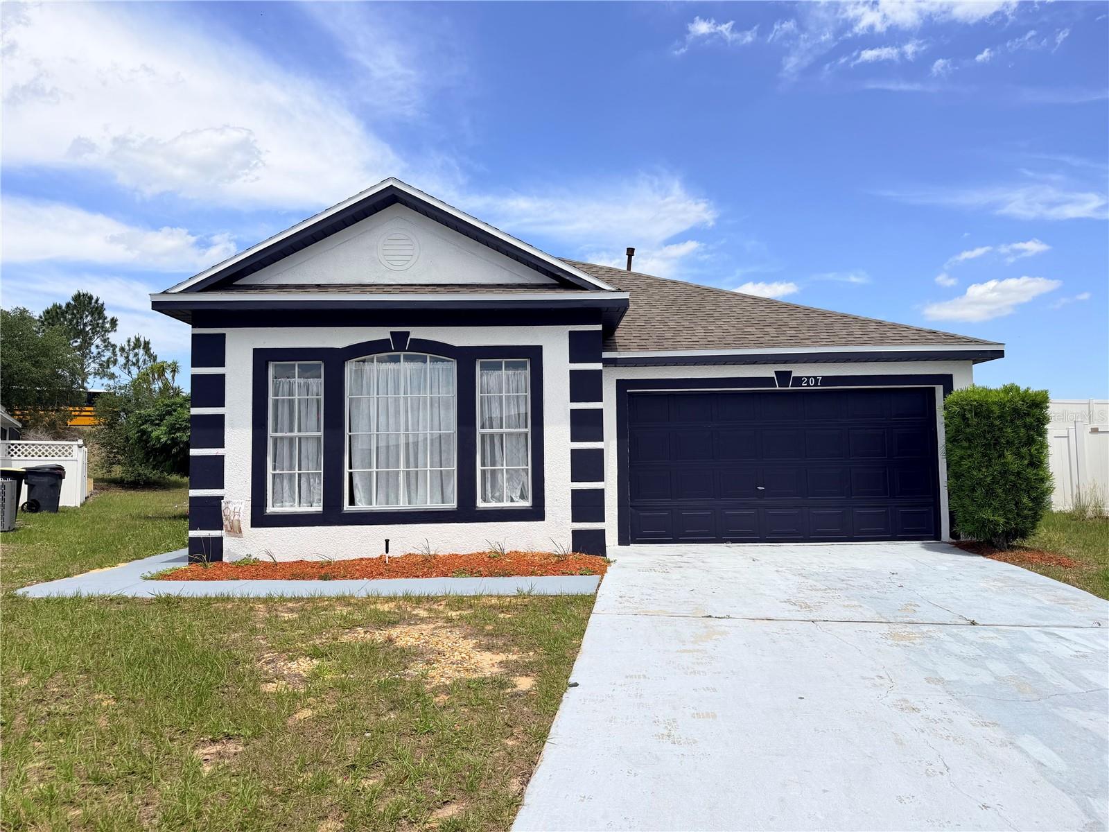 207 High Ridge Dr Property Photo 1