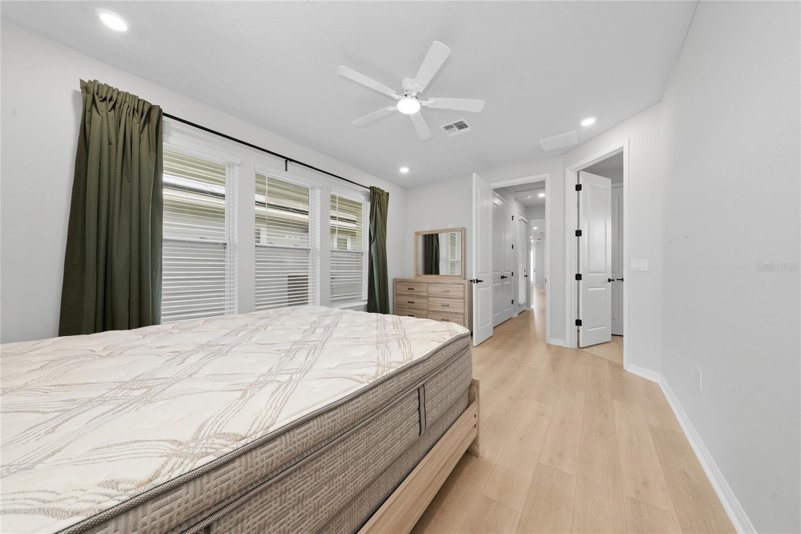 2914 Sailhouse Dr Property Photo 24