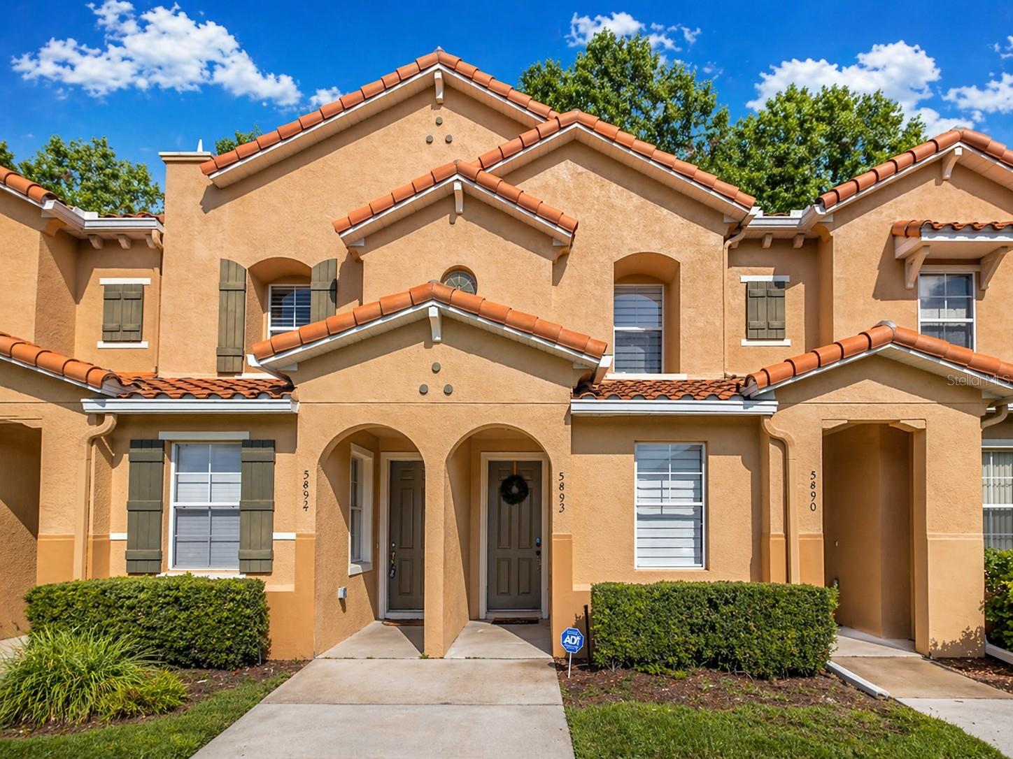 5492 PARADISE CAY CIR Property Photo 1