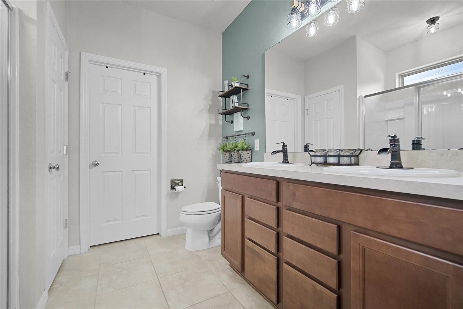 1796 Cayman Cove Cir Property Photo 43