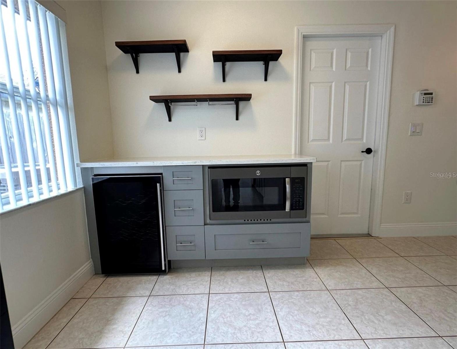 10707 Flycast Cir Property Photo 10