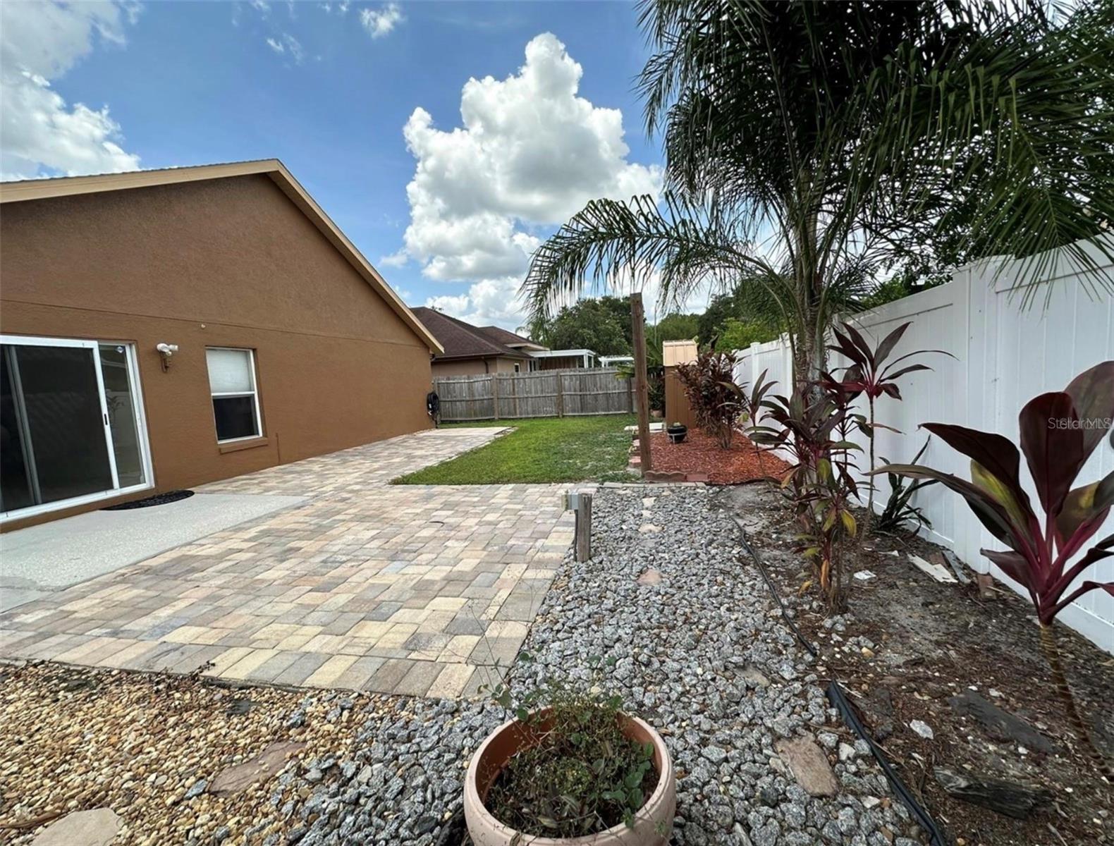10707 Flycast Cir Property Photo 29
