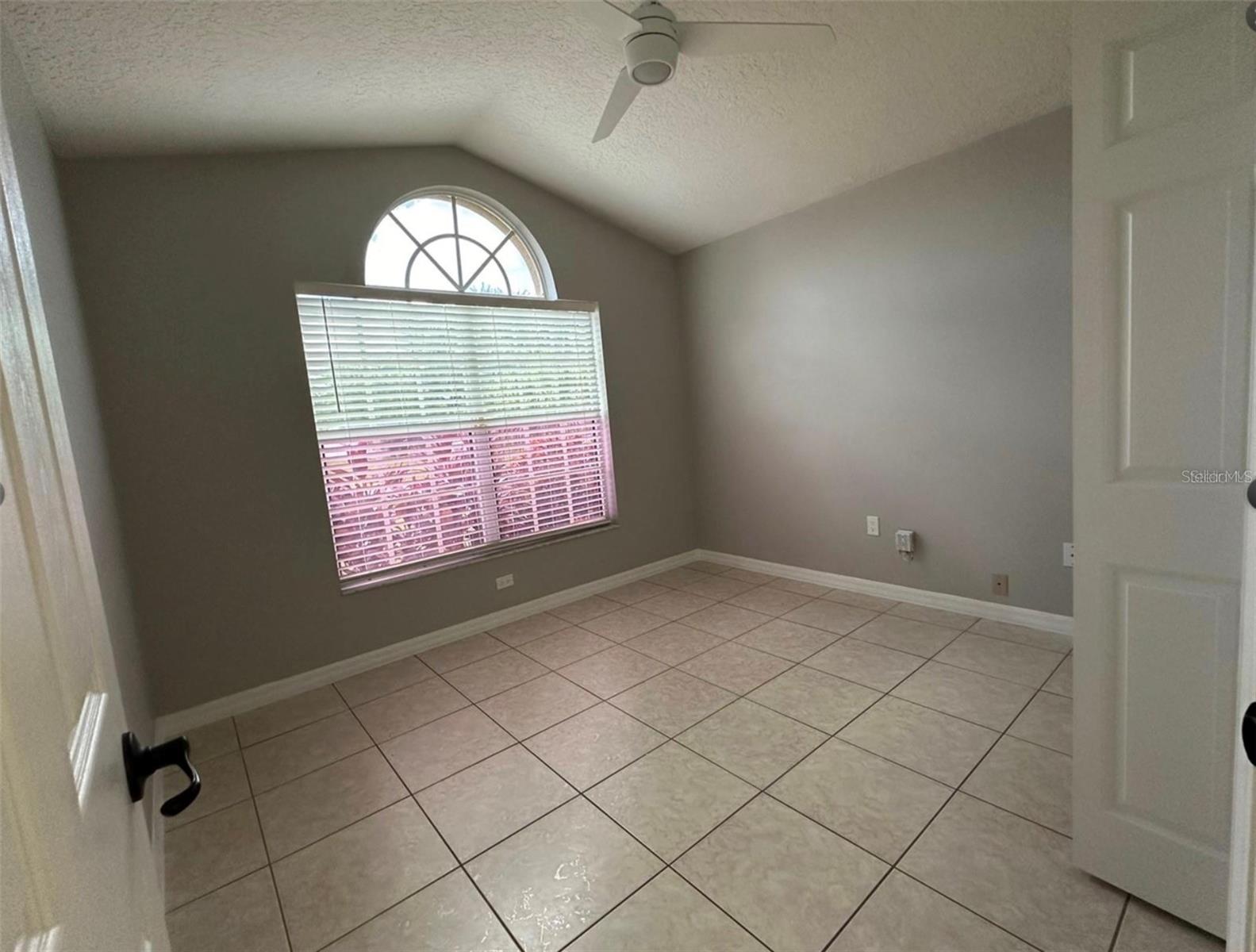 10707 Flycast Cir Property Photo 38