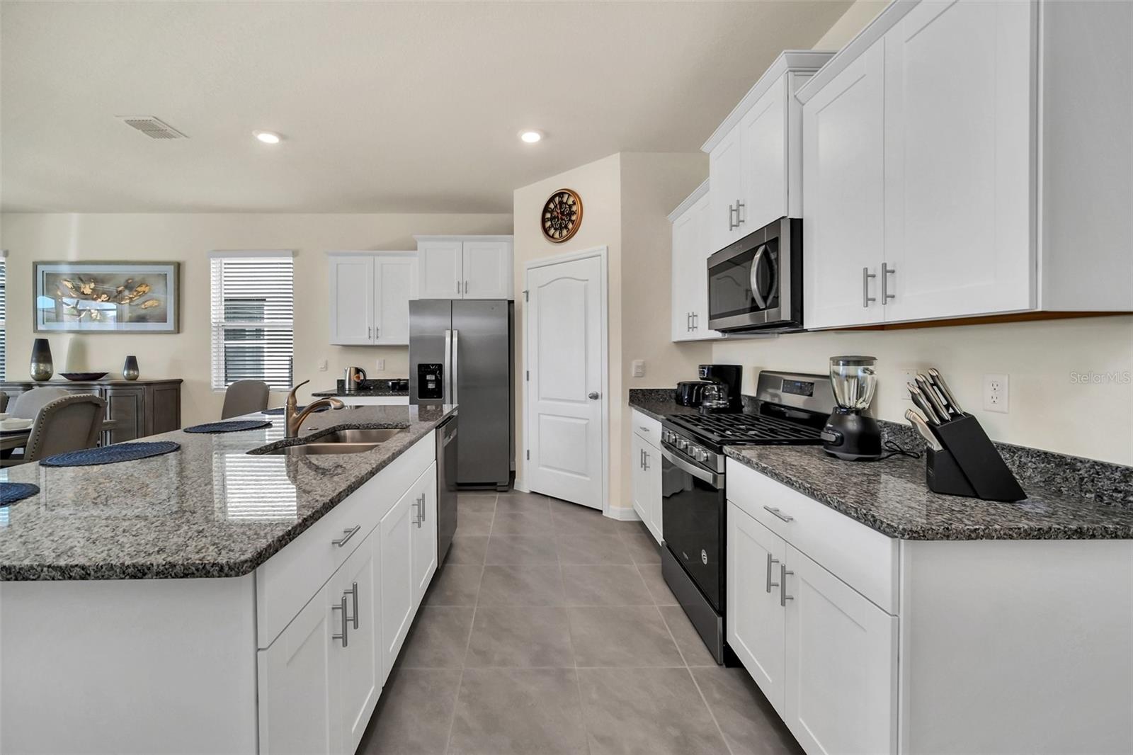7876 Oak Reflection Loop Property Photo 7