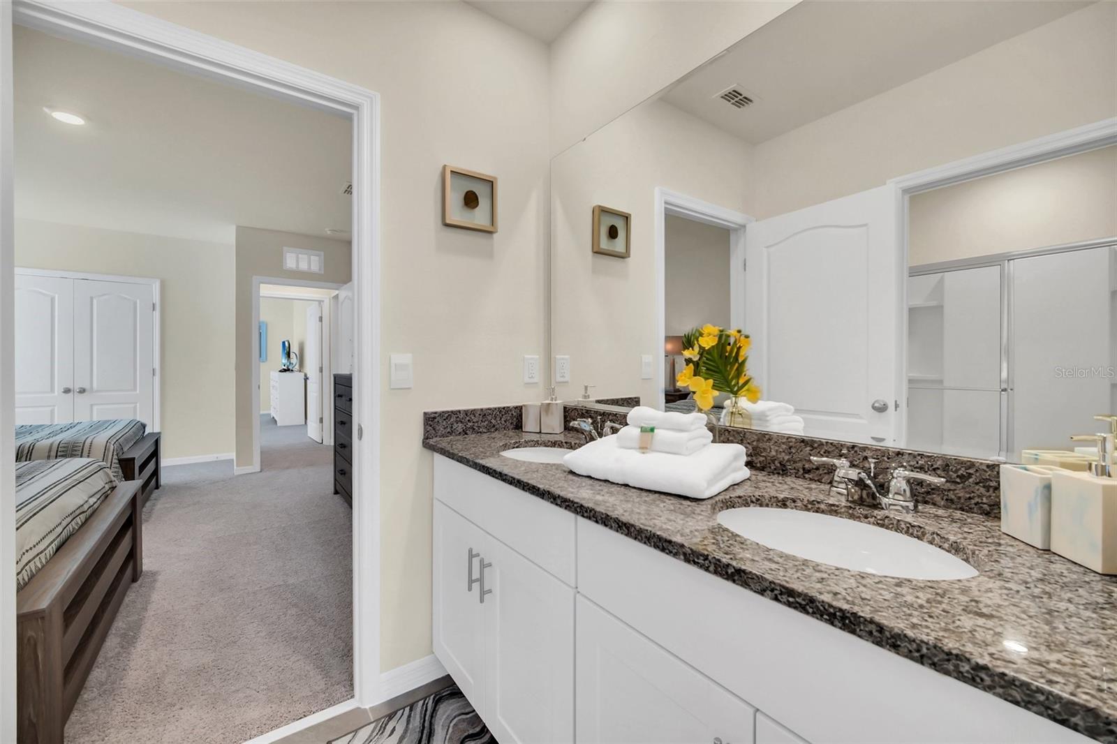 7876 Oak Reflection Loop Property Photo 37