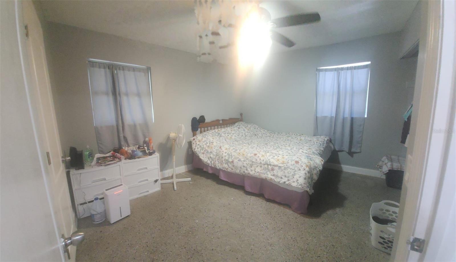 2545 Stratford Drive Property Photo 9